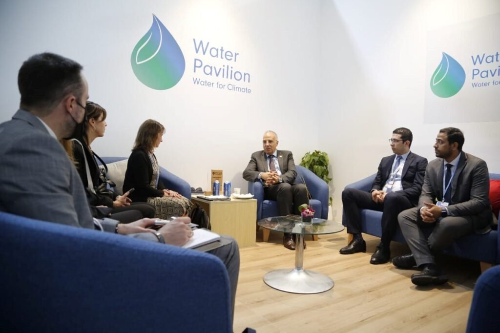 هاني سويلم يلتقى وزير الموارد المائية يلتقي مساعدة وزير الشئون الداخلية للمياه والعلوم الأمريكية على هامش مؤتمر المناخ