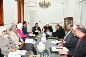 وزارة الأوقاف المصرية تعلن عن 2000 وظيفة أبرزها الأئمة والعمال