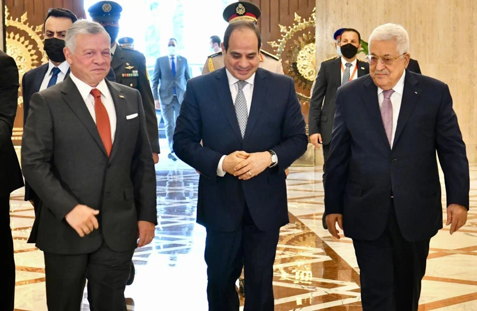 القمة المصرية الفلسطينية الأردنية تؤكد علي ضرورة الحفاظ على الحقوق الفلسطينية المشروعة