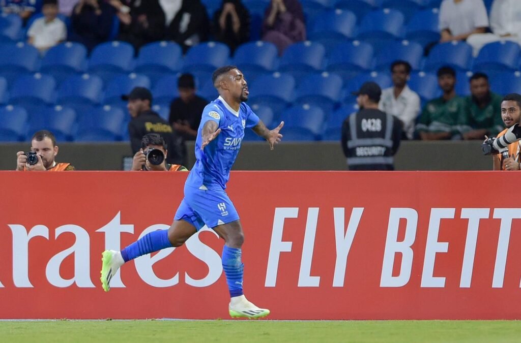 الهلال