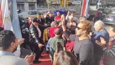 الانتخابات الرئاسية المصرية |فرحة الناخبين بالأغانى والزغاريد أمام لجنة الانتخابات بالدقي وسط القاهرة  
