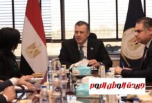 أحمد عيسى وزير السياحة والآثار يبحث آليات دفع مزيد من الحركة السياحية الوافدة من السوق الإسباني إلى مصر 