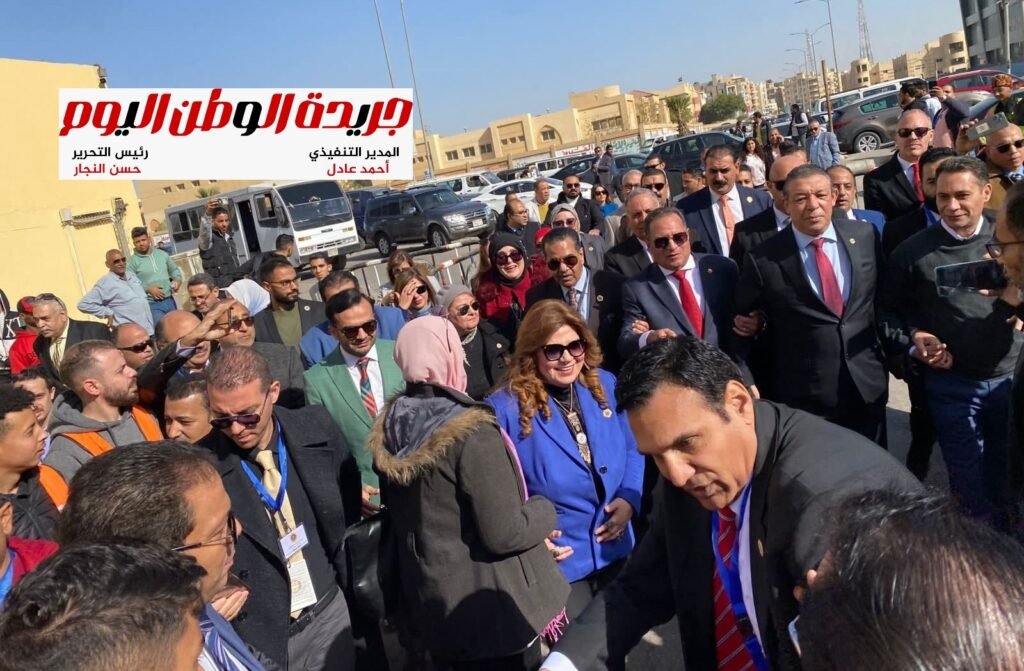 غرفة عمليات المرشح الرئاسي حازم عمر تواصل مهامها لليوم الثالث فى رصد الانتخابات