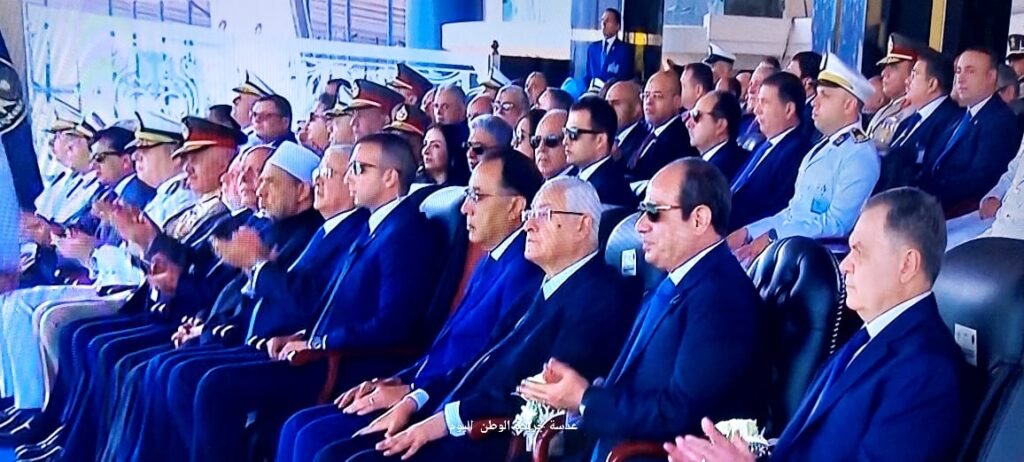 في يوم التخرج | طلاب اكاديمية الشرطة لعام 2024 يقدمون عروضامن المهام التدريبي امام الرئيس وهيئة كبار الدولة
