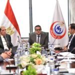 خالد عبد الغفار وزير الصحة يعقد اجتماعًا لمناقشة نتائج التنسيق المشترك بين الوزارة وهيئة الشراء الموحد 