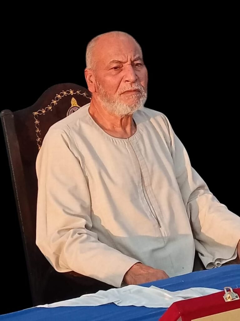 العمدة منير يونس يهنئ البابا تواضروس والأخوة الأقباط بعيد الميلاد المجيد