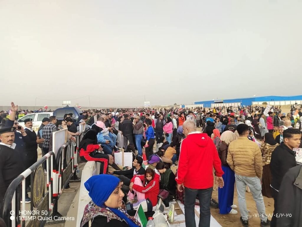 ريارة الرئيس السيسي وضيفة الرئيس الفرنسي الي مدينة العريش