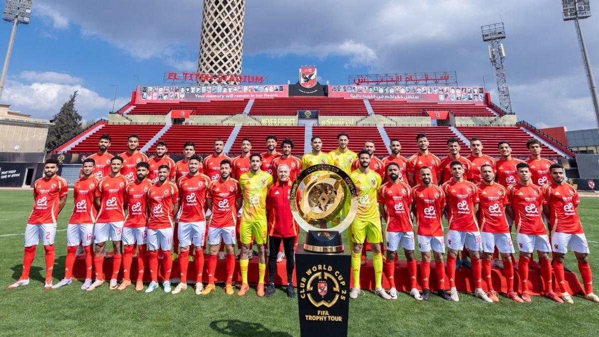 الاتحاد الدولي لكرة القدم: فريق الاهلي يعتلي صدارة قائمة الأندية الأفريقية والزمالك وبيراميدز وصيفان 