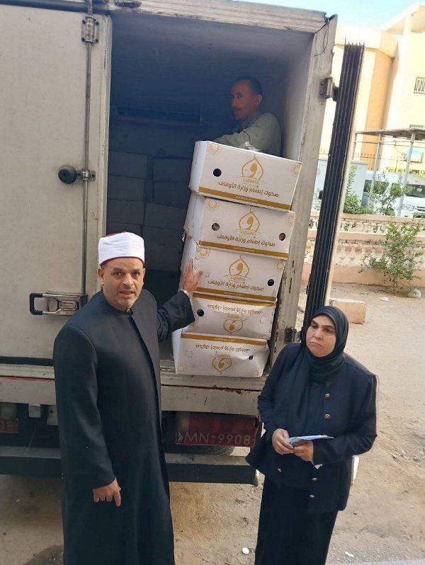 توزيع 2 طن لحوم على الأسر الأولى بالرعاية بالشرقية