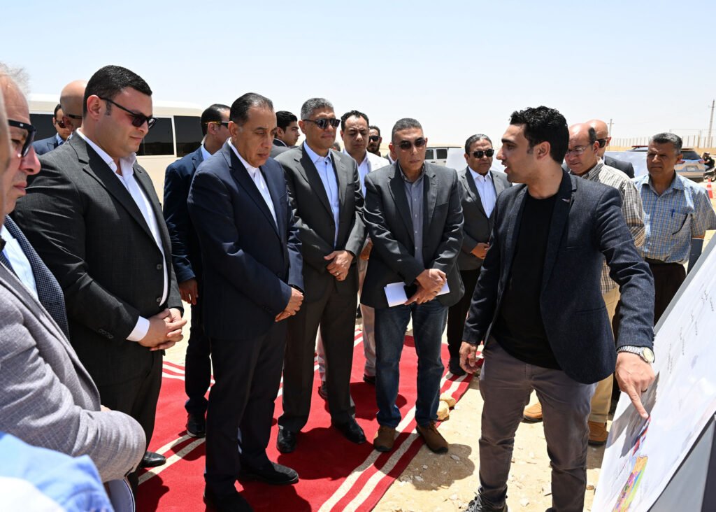 مدبولي يتابع تنفيذ مشروعات "زايد الجديدة".. دفعة قوية للتوسعات والتنمية العمرانية