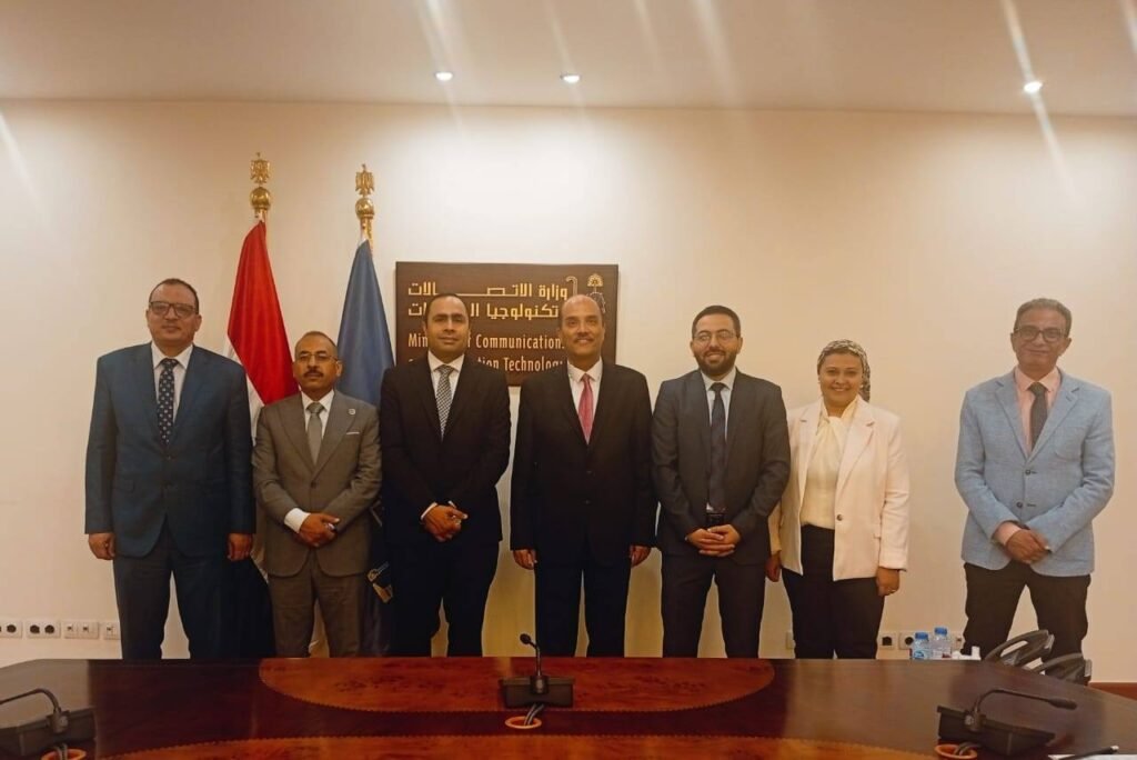 "الاتصالات" وجامعة العريش تؤهلان 7200 شاب سيناوي لسوق العمل الرقمي