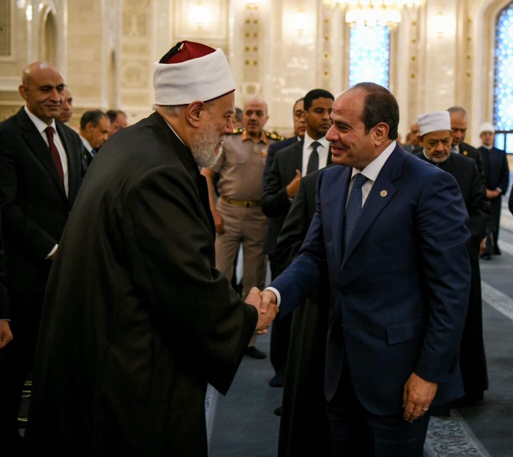 الرئيس السيسي يؤدي صلاة عيد الأضحى بمسجد مصر بالعاصمة الجديدة