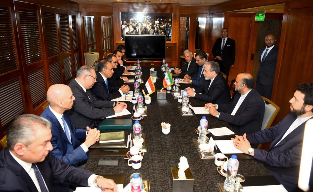 مصر وإيران تبحثان في القاهرة تهدئة غزة