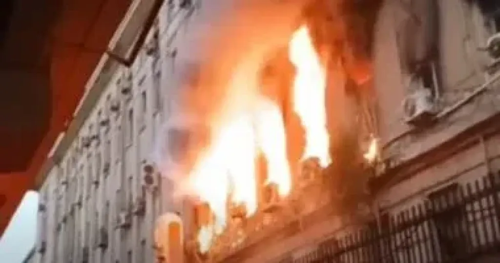 لقطات خاصة من جريدة الوطن اليوم توثق تفاصيل حريق سنترال رمسيس