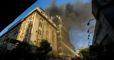 لقطات خاصة من جريدة الوطن اليوم توثق تفاصيل حريق سنترال رمسيس