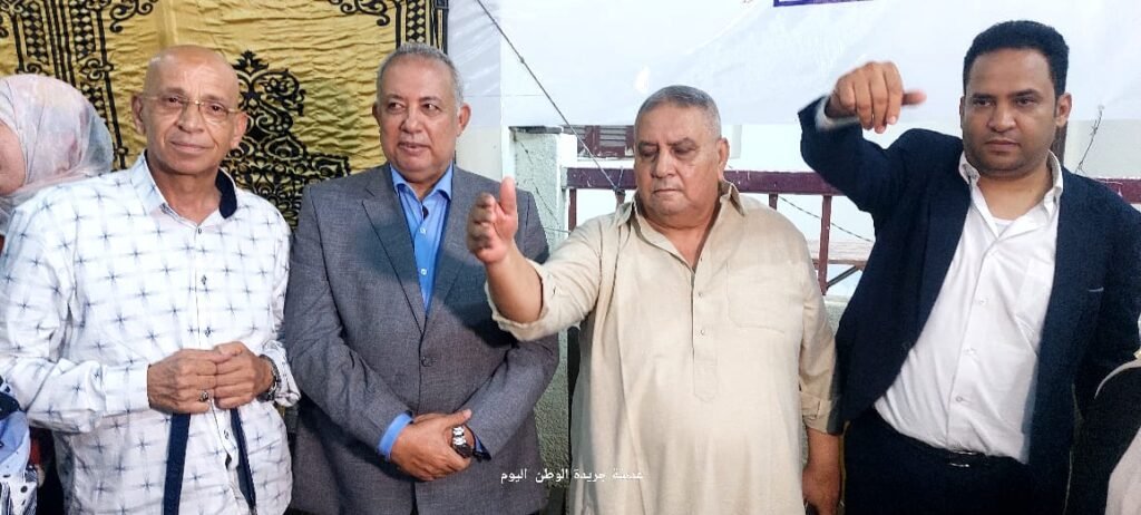 في مؤتمر جماهيري حاشد.. أهالي الصالحية القديمة يجددون الثقة في اللواء خالد سعيد لدعم الاستقرار والتنمية