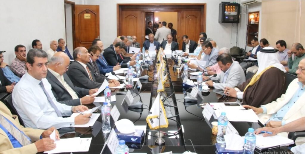 تحركات الأحزاب تشتعل مبكرًا استعدادًا لانتخابات 2025 ببرامج وطنية وتدريب وتأهيل شامل للكوادر