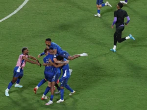 بث مباشر الان من ملعب كامبينج وورلد: الهلال يتحدى فلومينينسي في ربع نهائي مونديال الأندية  