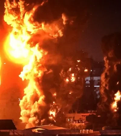 عاجل قصف إسرائيلي مروع يودي بحياة 24 مدنيًا في غزة الليلة 