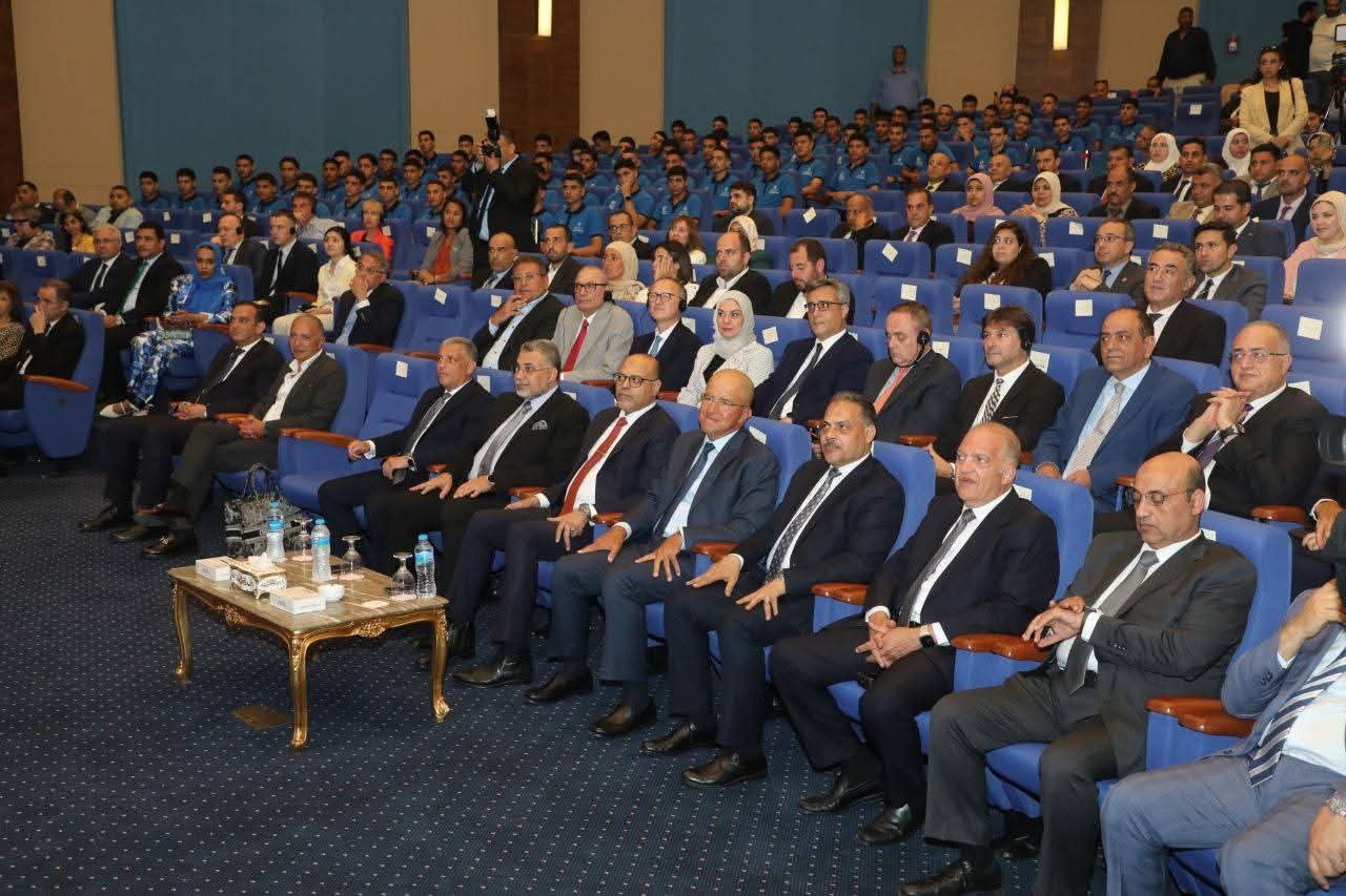 محافظ الشرقية يشارك بحفل تخرج طلاب السويدي للتكنولوجيا التطبيقية 2025 