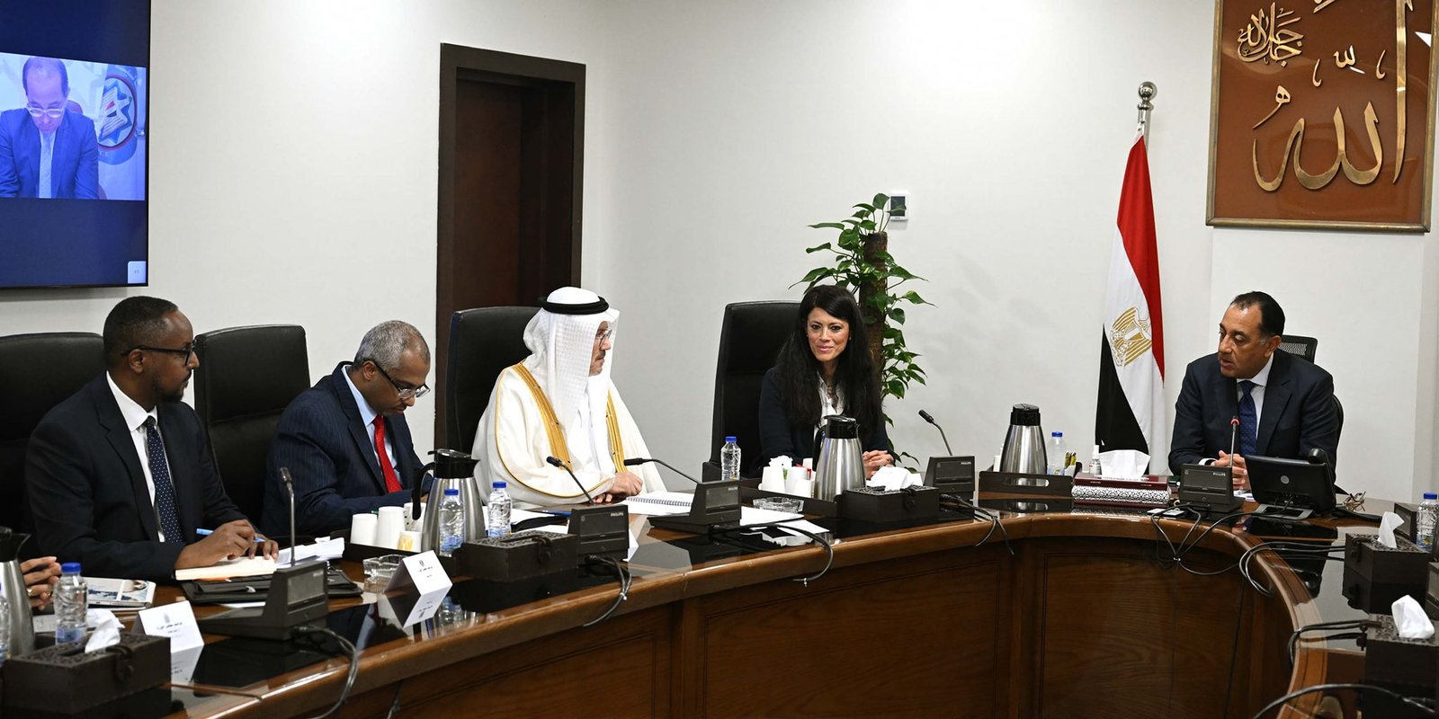 مدبولي يبحث مع المؤسسة الإسلامية تمويل السلع الاستراتيجية وتوسيع التعاون المشترك 