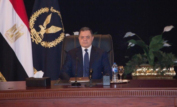 وزير الداخلية يعتمد حركة ترقيات وتنقلات واسعة لضباط الشرطة 2025 