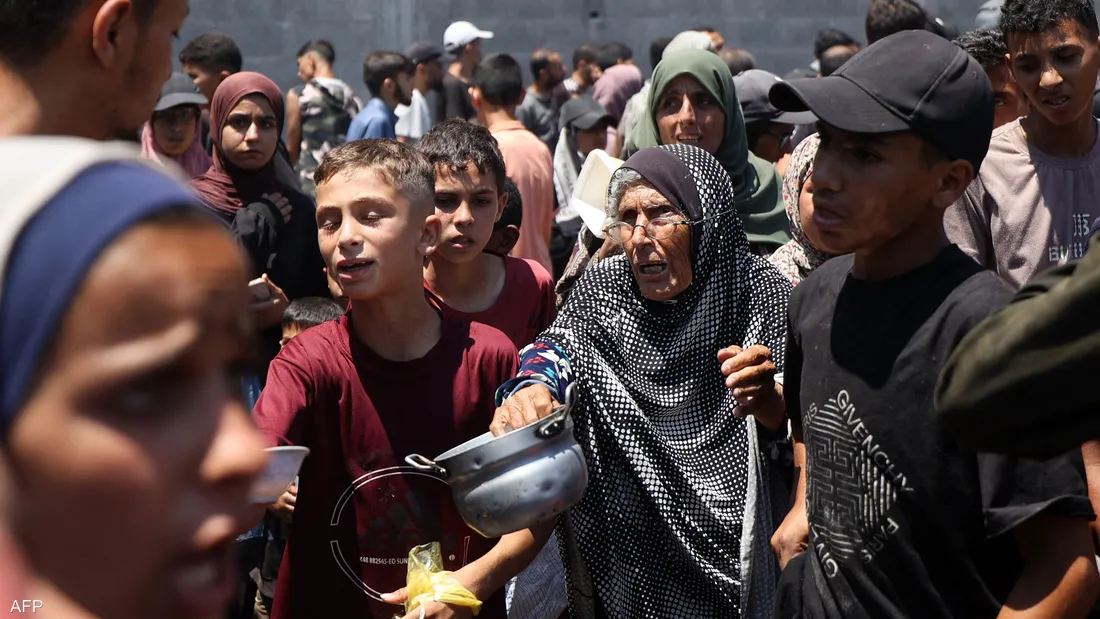 وكالة الأنباء الفلسطينية مجزرة جديدة بغزة.. ارتفاع شهداء المساعدات إلى 30 قتيلاً 