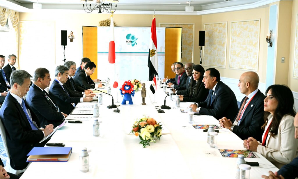 مدبولي يلتقي رئيس وزراء اليابان لتعزيز التعاون التكنولوجي والاستثماري المشترك 