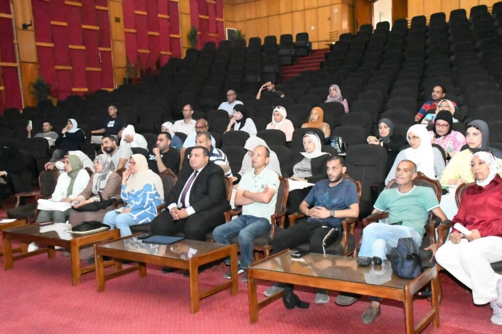 جامعة قناة السويس تعقد اجتماعاً تحضيرياً للتعريف ببرنامج الخزينة الإلكتروني الموحد 