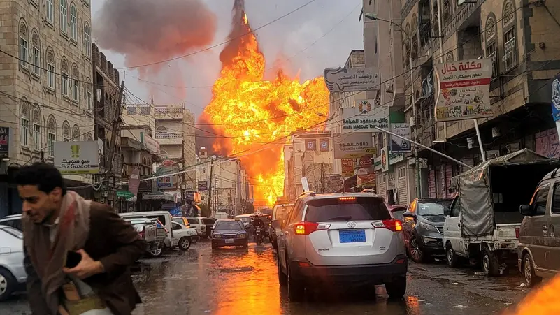 إسرائيل تؤكد استهداف قيادات حوثية بارزة في اليمن ومقتل رئيس حكومتهم 