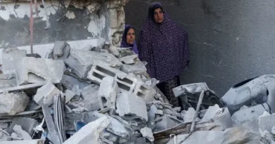 إسرائيل تستخدم الروبوتات لتفجير منازل بخان يونس وسط تصعيد غزة 