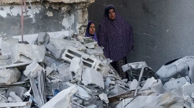 إسرائيل تستخدم الروبوتات لتفجير منازل بخان يونس وسط تصعيد غزة 