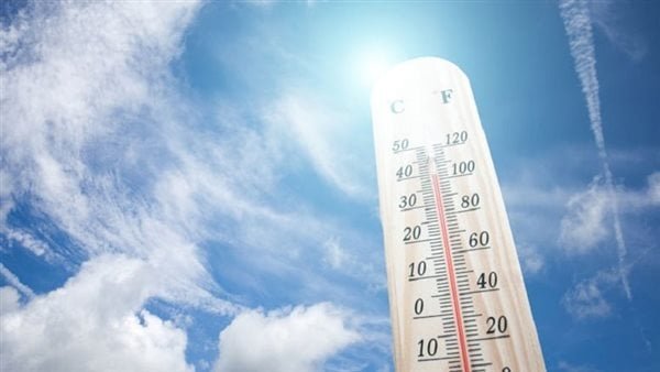انخفاض ملحوظ في درجات الحرارة بداية من السبت وتحذيرات من الرطوبة المرتفعة 