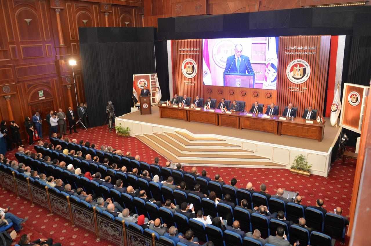 متابعون دوليون يشيدون بانتخابات الشيوخ ويثمنون جهود الهيئة الوطنية والتنظيم 