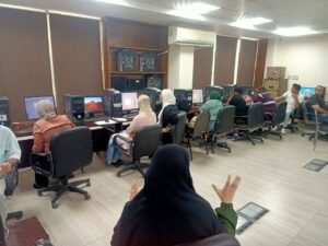 جامعة قناة السويس تنظم برنامجًا تدريبيًا متكاملًا بالفوتوشوب لتنمية مهارات التصميم 
