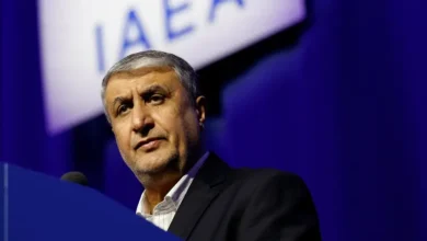 إيران تتعهد بإعادة بناء منشآتها النووية وترفض التفاوض مع واشنطن 
