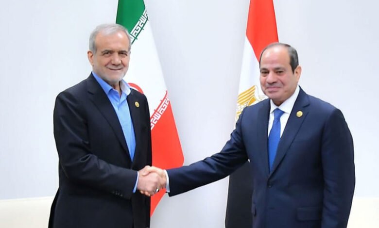 اتصال هاتفي بين الرئيس السيسي ونظيرة الإيراني حول التعاون النووي والسلام