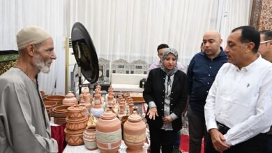 الدكتور مصطفي مدبولي يتفقد معرض الحرف اليدوية بقرية شما بأشمون بالمنوفية  