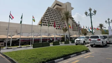اهم الاخبار العربية والعالمية الصادرة صباح اليوم علي راسها وزراء ومسؤولون يصلون الدوحة