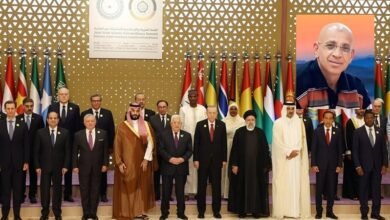 بقلم حسن النجار قمة طارئة بلا قرارات تردع إسرائيل 