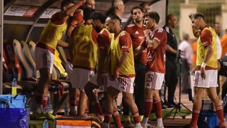 شوبير يكشف تفاصيل عقوبة جديدة على لاعبي الأهلي بعد التعادل مع إنبي 