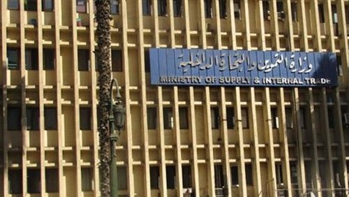 وزارة التموين تنفي شائعة صرف الخبز ورقياً وتؤكد انتظام المنظومة الإلكترونية 