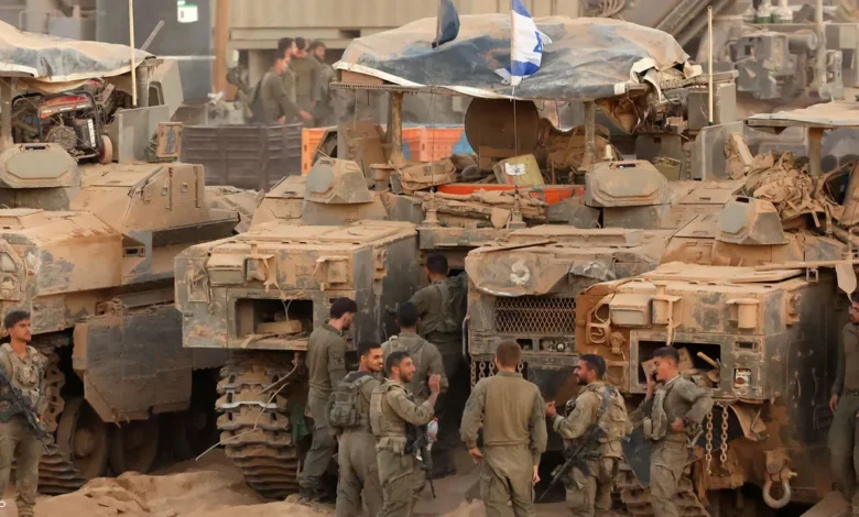 إسرائيل تنسحب من منطقة البحث بغزة خشية صدام مع حماس 