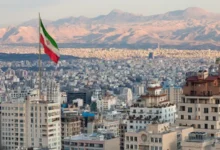 الرئاسة الإيرانية تحذر تفعيل آلية الزناد يعيد العقوبات الدولية 