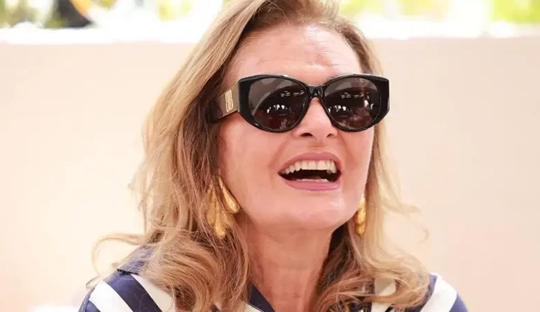الفنانة يسرا تحتفل بخمسين عامًا من الإبداع في مهرجان الجونة السينمائي
