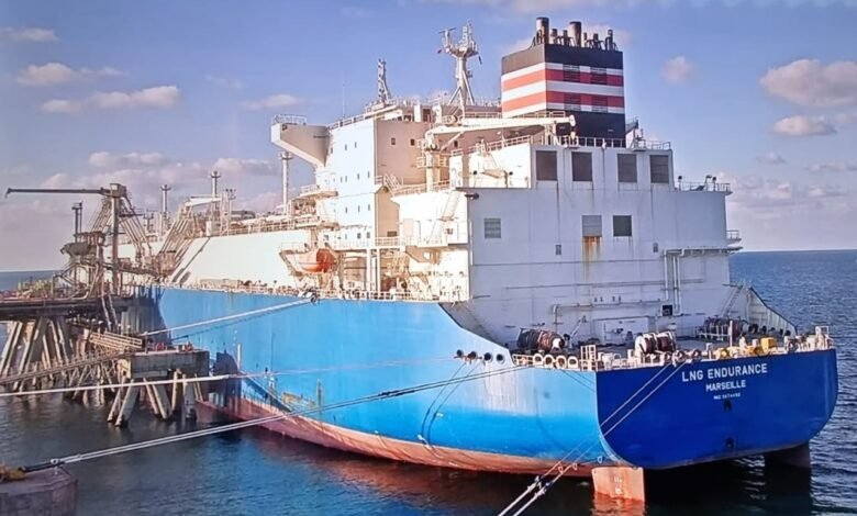مصر تُصدر شحنة غاز مُسال جديدة إلى تركيا عبر إدكو