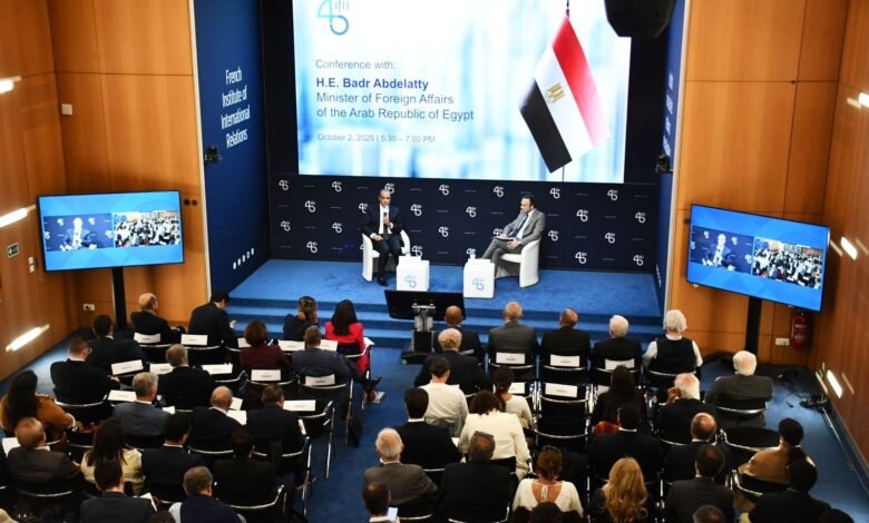 وزير الخارجية يستعرض رؤية مصر للأمن الإقليمي والدولي بباريس 