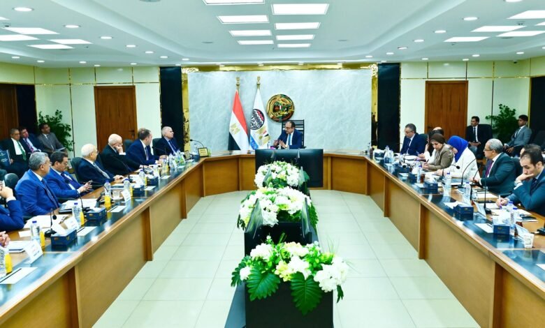 وزير قطاع الأعمال يعتمد نتائج القابضة الكيماوية لعام 2025