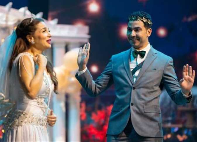 زواج مي عز الدين يشعل السوشيال ميديا والجمهور يحتفل بسعادتها 