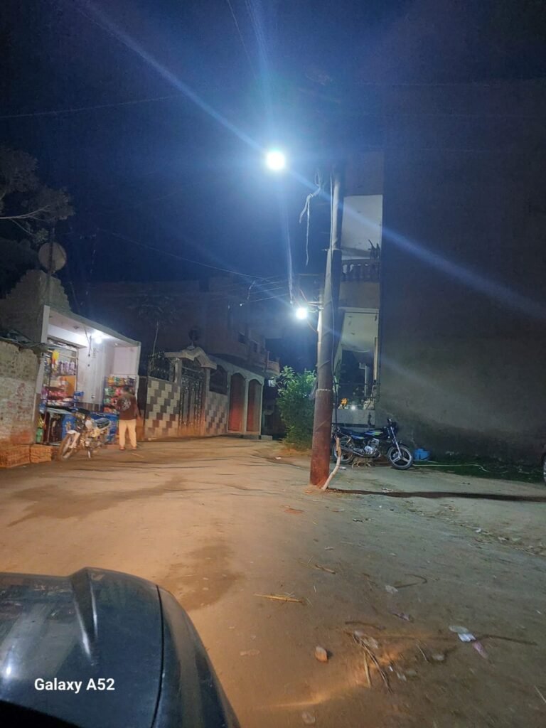 إنارة شارع مدرسة الحرية 2 بالكامل